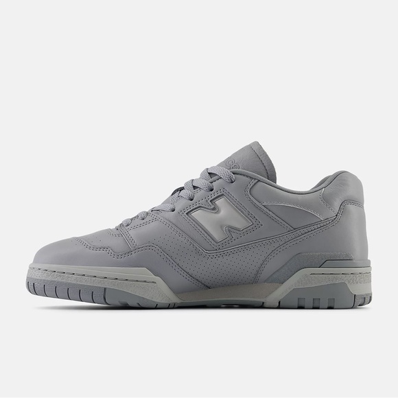 New Balance Gray 550 Sneakers - Picture 3 of 9